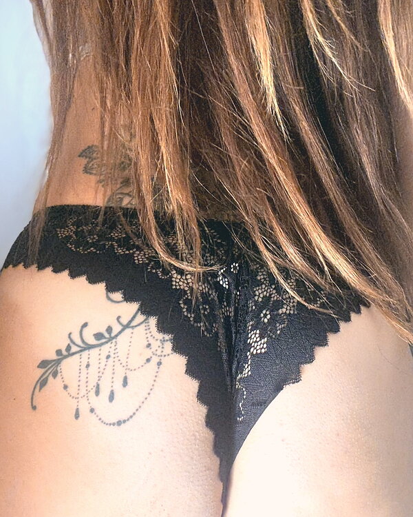 Tanga dentelle