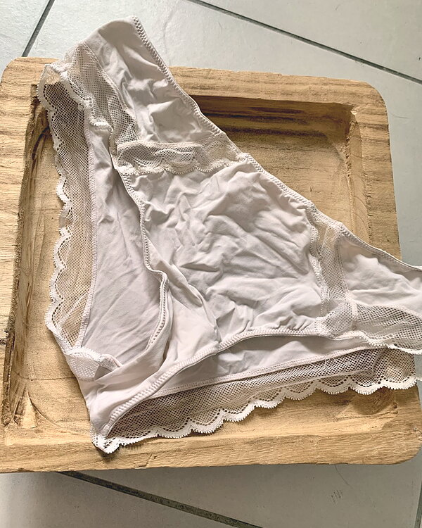 Culotte rose pâle
