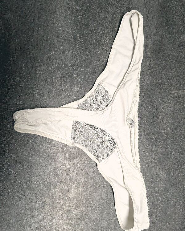 String blanc